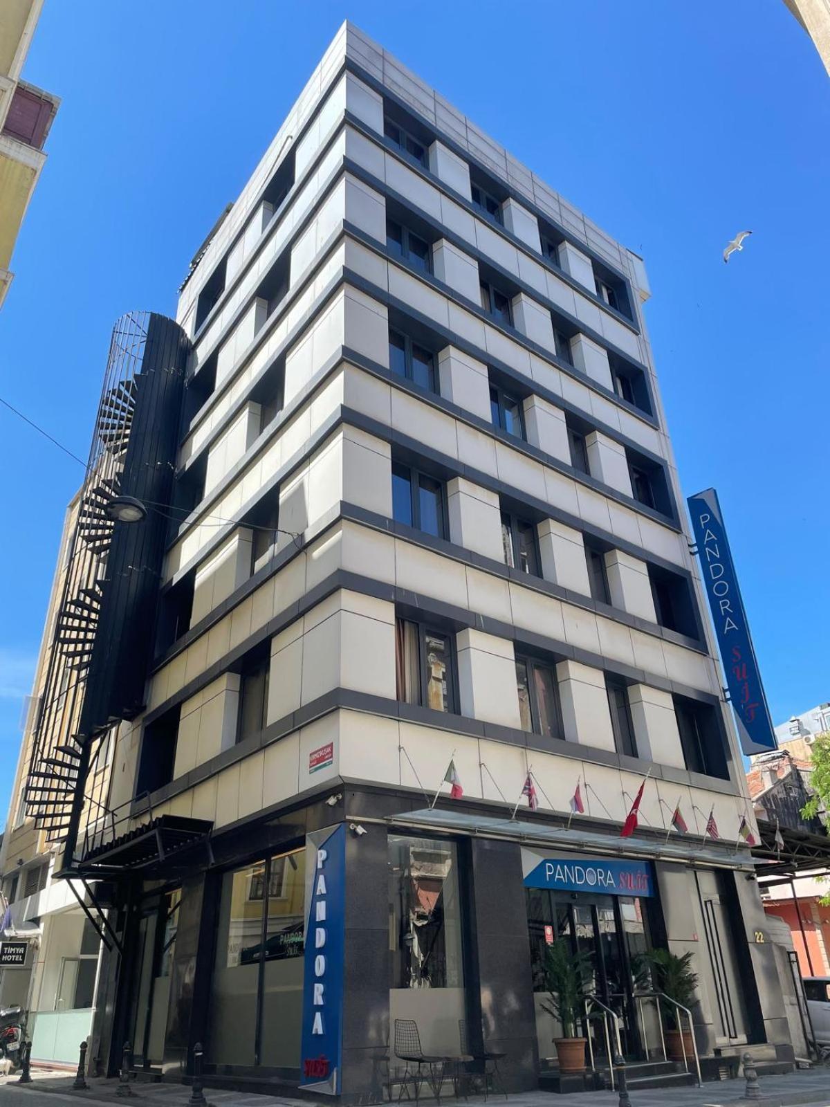 Pandora Hotel