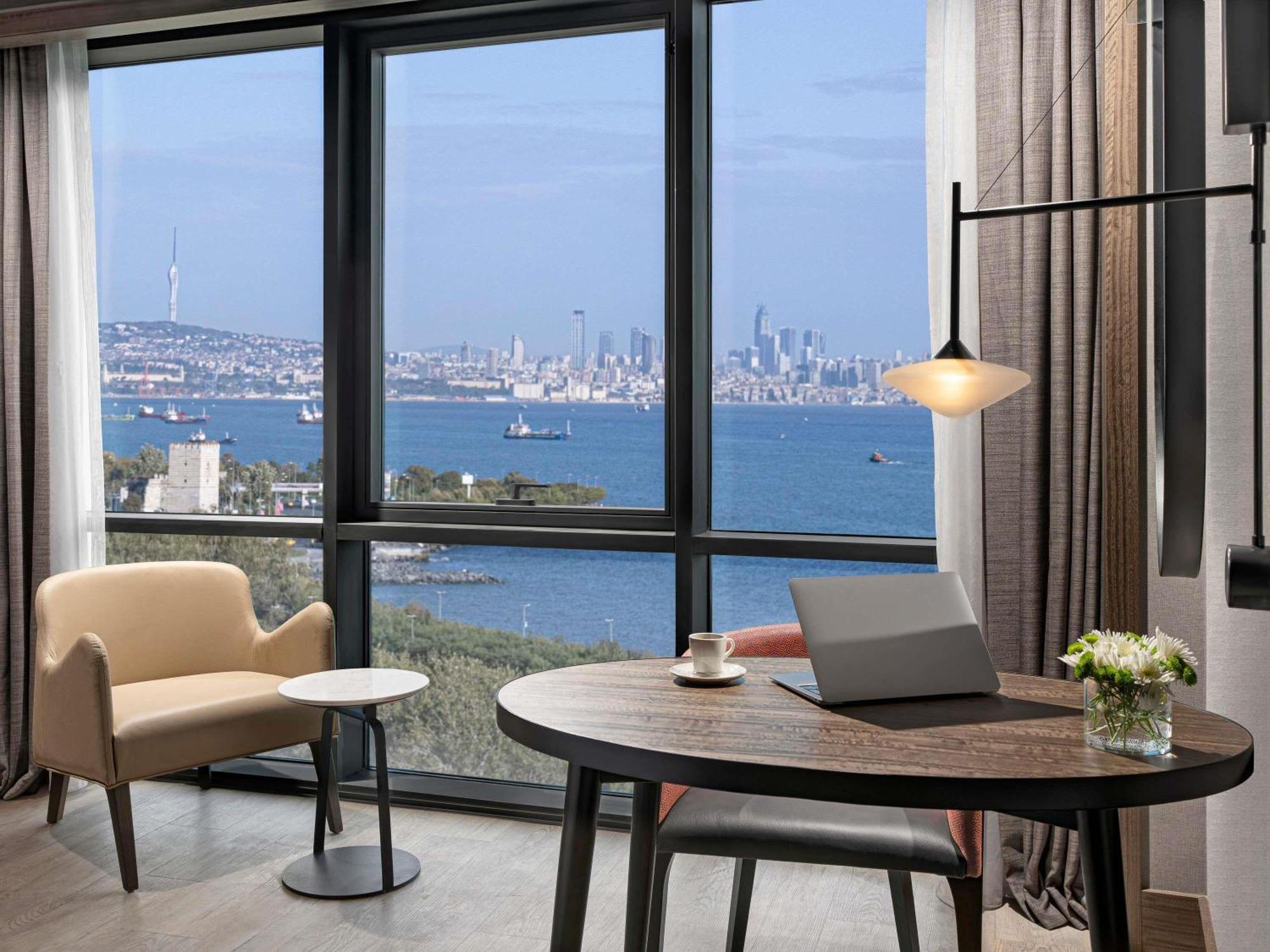 Moevenpick Hotel Istanbul Marmara Sea